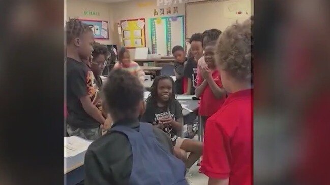 Video showing Florida elementary students cheering after winning free time goes viral