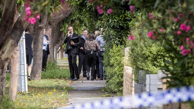 Detectives investigating the fire. Picture: Jake Nowakowski