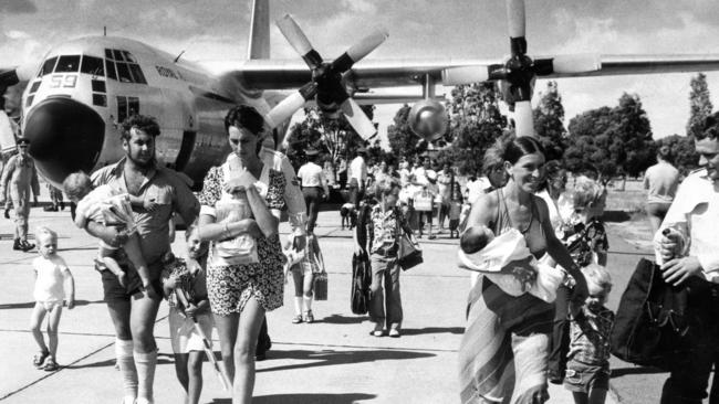 Darwin evacuees arrive in Adelaide following Cyclone Tracy. Picture: News Limited