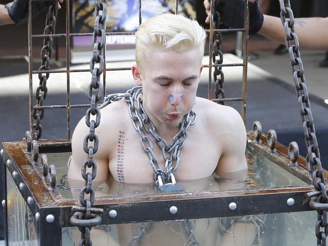 Magician and escape artist Spencer Horsman attempts a death-defying water escape in front of the State Theater in New Brunswick, NJ 9/15/15 (Alex Remnick | NJ Advance Media for NJ.com) Picture: Alex Remnick/NJ.com