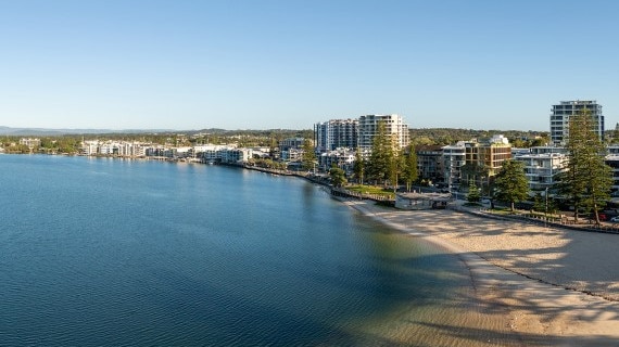 Artist impressions of the hotel proposed for 31 Esplanade Bulcock Beach, Caloundra. Photo: Fraser and Partners/5ive Co