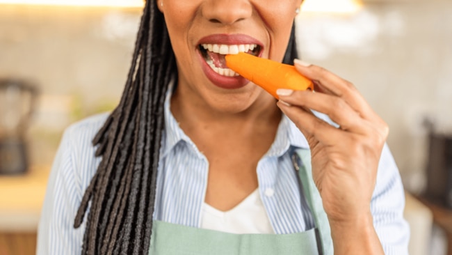 If you feel like you need oral stimulation but want to protect your teeth, there are plenty of alternatives to chewing on ice. Image: iStock