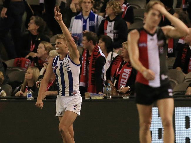 Mason Wood makes the most of the shot clock against St Kilda. Picture: Wayne Ludbey