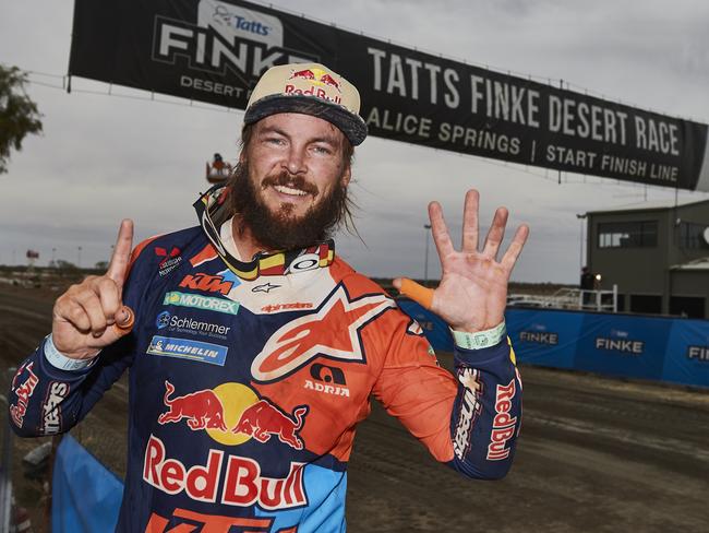 Fingers and Finkers ... Toby Price at the Tatts Finke Desert Race 2018.