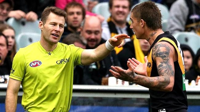 If you don't mind, umpire: Dustin Martin's deliberate ...