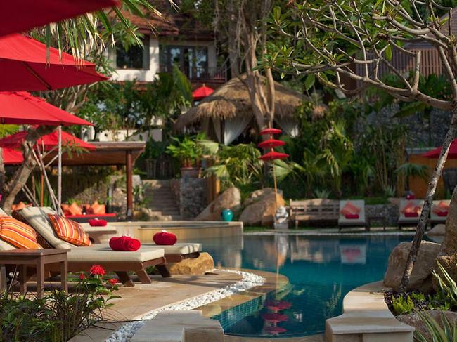 17. Rocky's Boutique Resort Just five minutes from Lamai Beach is Rocky’s Boutique Resort, a secluded and private boutique resort with 47 bungalows and villas. Overlooking the Gulf of Thailand, this resort has spaced out its villas to ensure privacy that is unavailable elsewhere. Well-appointed Samui bungalows are set just five metres from the sea while the ocean view bungalows are elevated to provide spectacular views over the Gulf of Siam.Book here