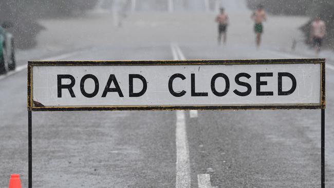 Wet weather in Townsville. Road closed at Allambie Lane, Kelso. Picture: Evan Morgan