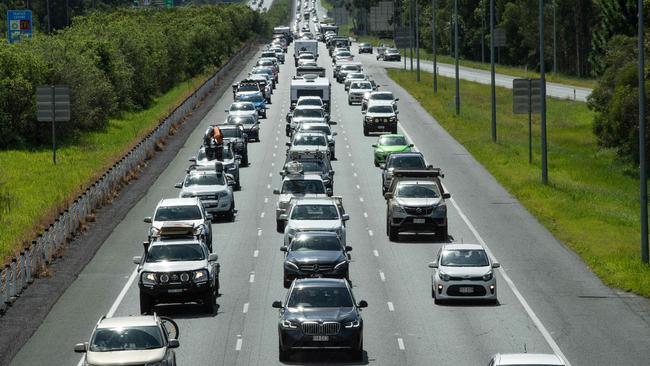 18-04-2022 Easter holiday traffic heading south towards Brisbane on the Bruce Highway. Uhlmann road overpass. Picture: Brad Fleet