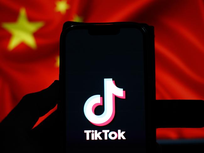 SYDNEY, AUSTRALIA - NewsWire Photos MARCH 9th, 2023: TIK TOK Generic Pics.Push for TikTok to be banned - Calls to ban the viral video app are gaining steam after the FBI raised the alarm that the Chinese government could access user data.Picture: NCA NewsWire / Tim Pascoe