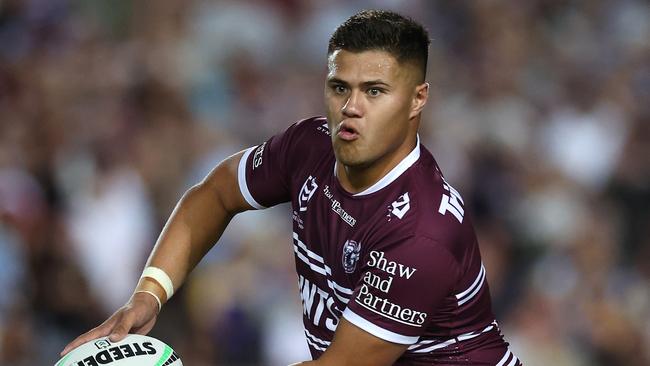 Josh Schuster of the Sea Eagles passes the ball during the round three NRL match between Manly Sea Eagles and Parramatta Eels at 4 Pines Park on March 16, 2023 in Sydney, Australia. (Photo by Cameron Spencer/Getty Images)