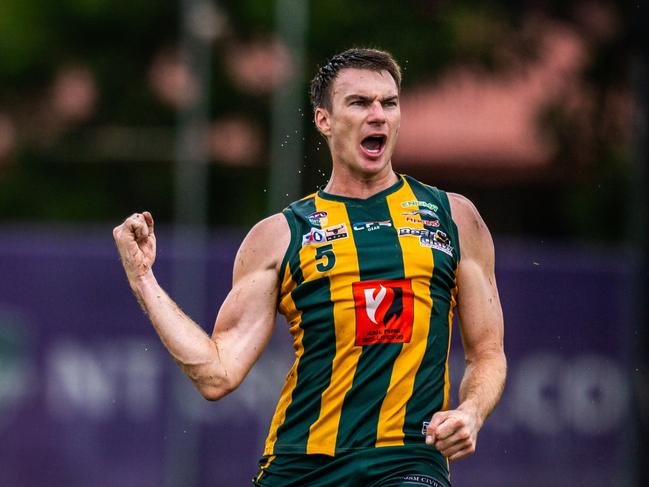 Thomas Schott playing for PINT in the 2024-25 NTFL season. Picture: Patch Clapp / AFLNT Media