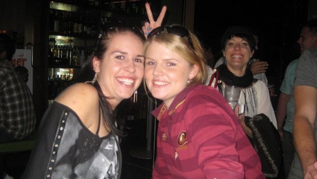 This is Origin pride, captured in a Caxton Hotel State of Origin flashback photo gallery (2010–present).