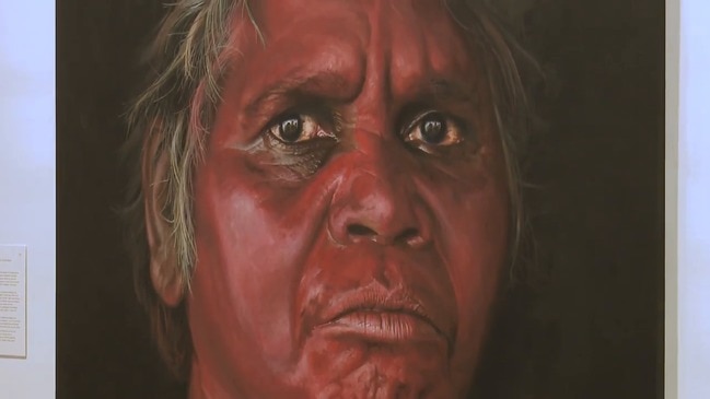 'Amazing woman': Newcomer wins people's Archibald for WA Aboriginal elder portrait