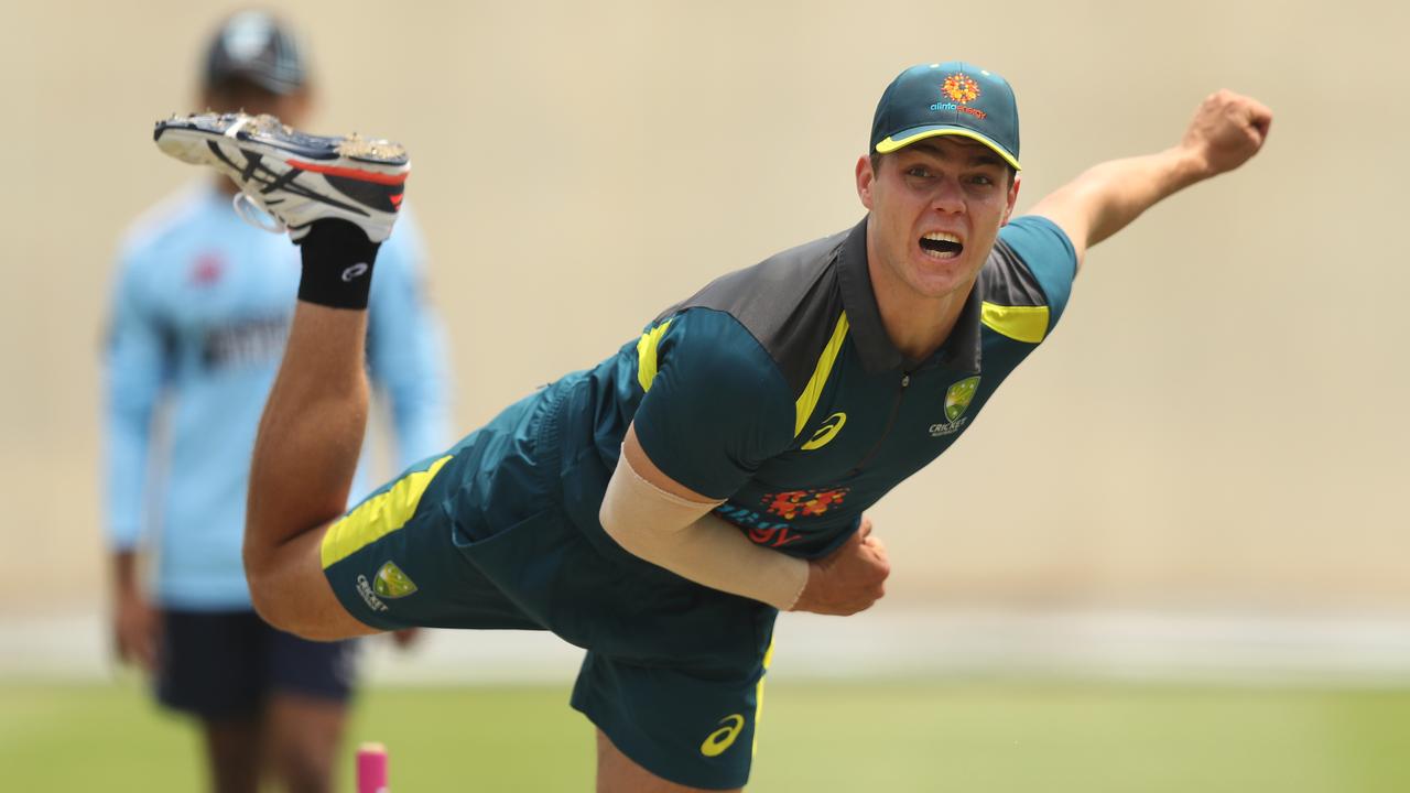 Mitchell Swepson bowling during Australia’s training at the SCG.