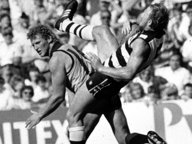 Round 2 and Gary Ablett Snr was being, well, Gary Ablett Snr. But that wasn’t enough to stop the Brisbane Bears making it two from two to start their VFL journey.