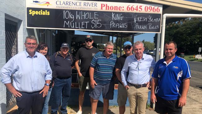 Clarence MP Richie Williamson (left), Page MP Kevin Hogan (second from right) and members of the Clarence River Fisherman's Co-Operative have urged governments to provide income support.