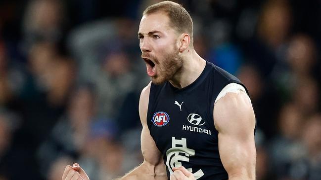 Harry McKay is in the clear. Picture: Michael Willson/AFL Photos via Getty Images