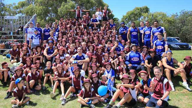 The local primary school was given the day off to watch the Bulldogs train. 