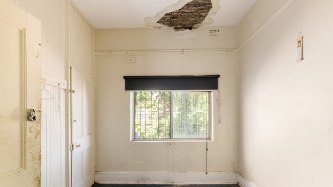 The kitchen and one of the rooms had leaks.