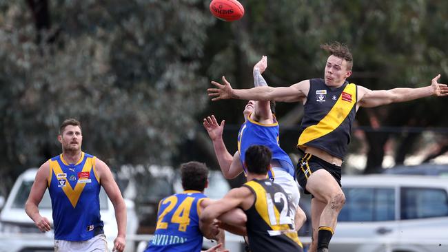 Woori Yallock and Cranbourne do battle in last season’s finals. Picture: Stuart Milligan