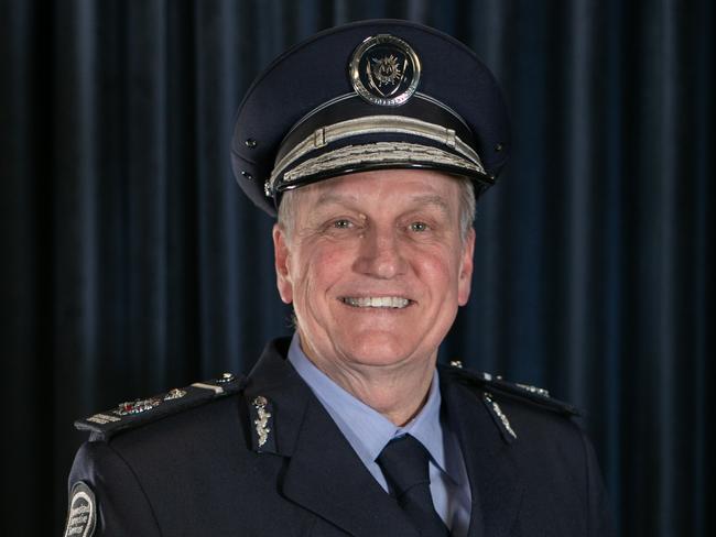 Queensland Corrective Services Deputy Commissioner, Gary McCahon, receives Public Service Medal