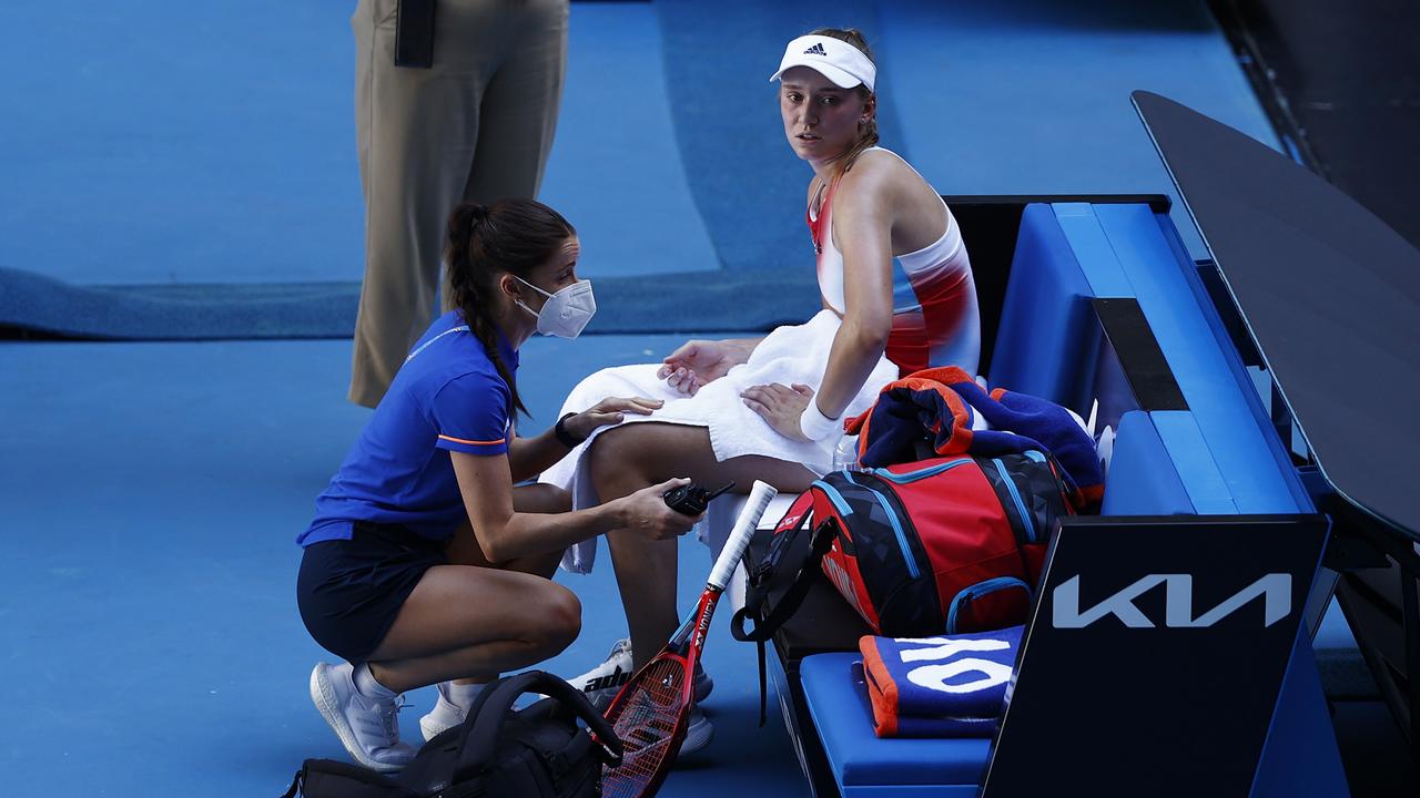 Elena Rybakina was despondent. Photo by Daniel Pockett/Getty Images