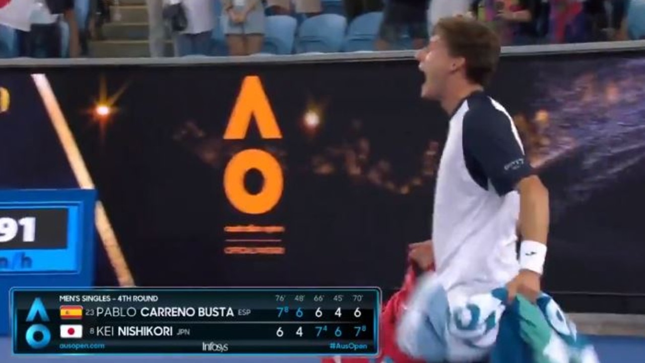 Pablo Carreno Busta storms off the court yelling at the chair umpire.