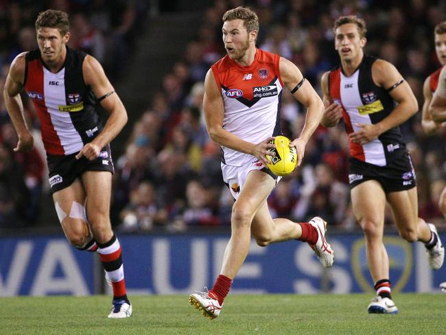 Matt Jones on the burst for Melbourne. Picture: Colleen Petch.