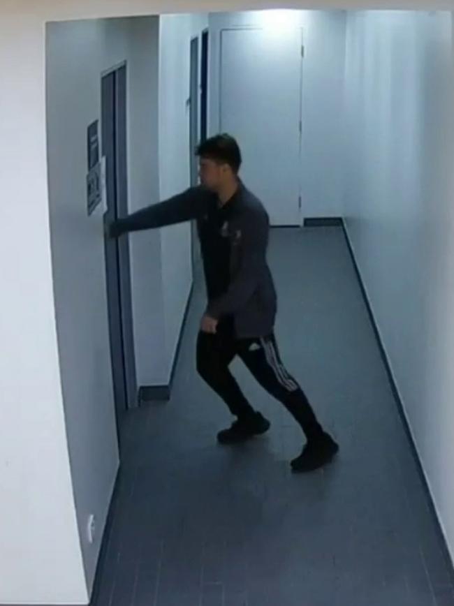 1.30pm, October 25: Thijssen enters the bathroom door as part of a practice run.