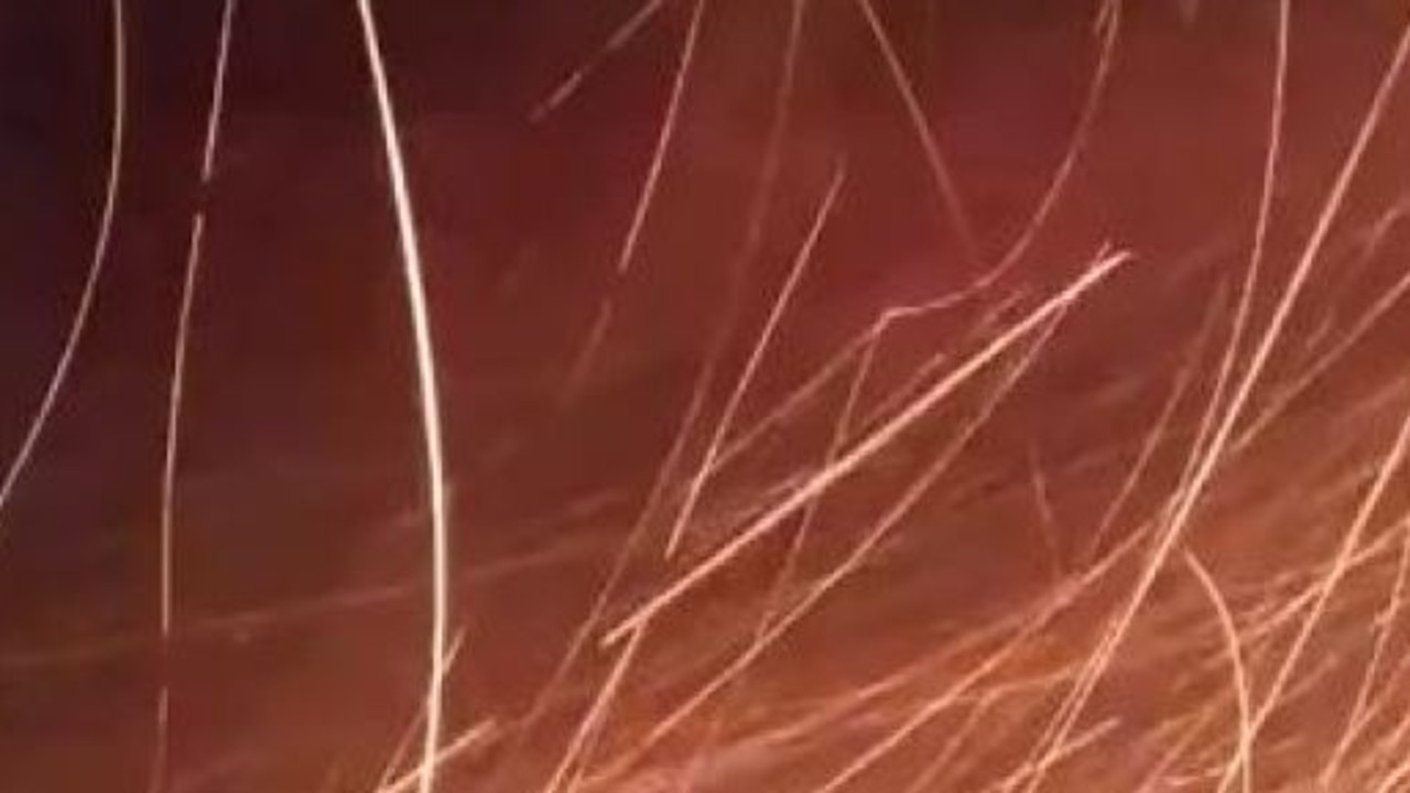 The screen showed orange sparks before going dark.