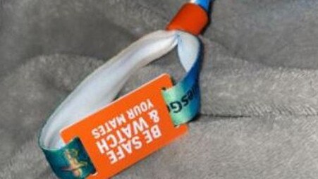 A schoolies 2022 wristband for sale onlline