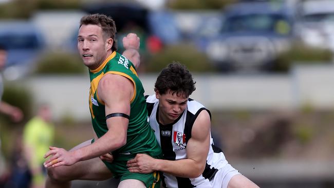 Gippsland FL, Grand Final, Leongatha v Sale, at Ted Summerton Reserve,  Moe , Tom Marriott, 8,  Leongatha Parrots  &  Harry Ponchi, 13,  Sale Magpies,    Picture Yuri Kouzmin