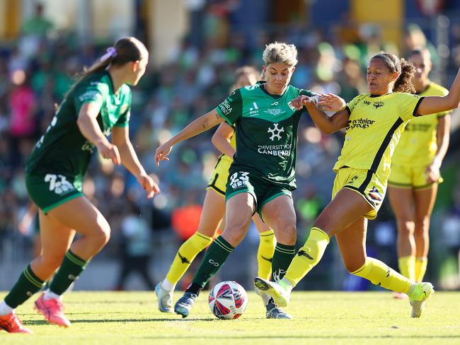 Michelle Heyman, along with every Canberra United player, is off-contract. Picture: Getty Images