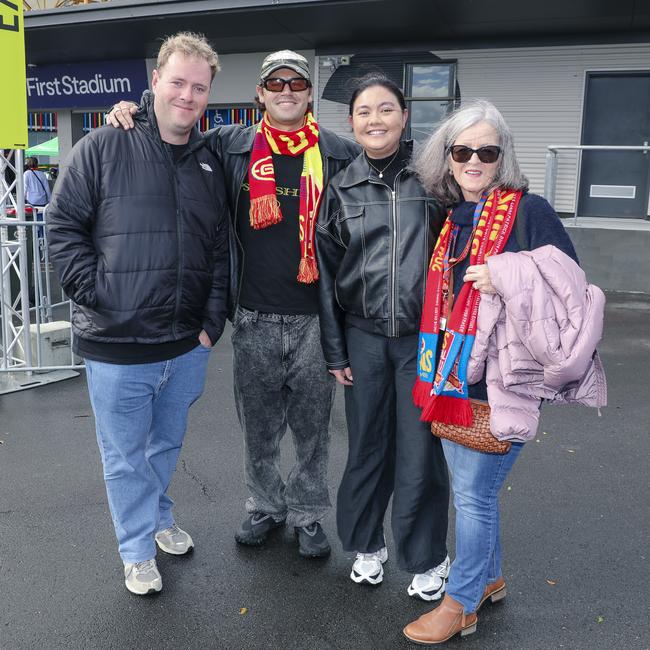 Patrick Nimmo, Reith Fraser, Jennifer Clements and Bernadette Nimmo before the Suns V Freo at People First Stadium Cararra. Picture: Glenn Campbell