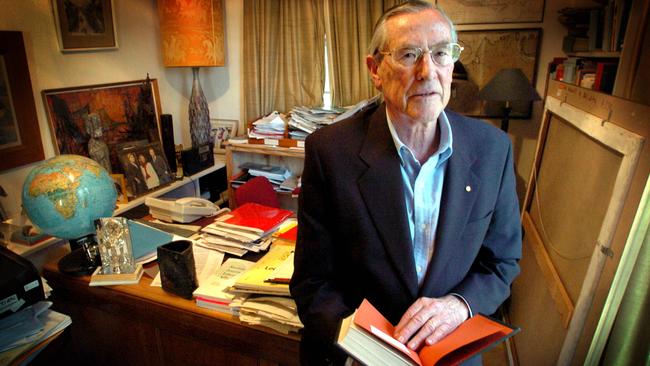 Former ambassador and DFAT head Richard Woolcott at his Canberra home in 2004. Picture: Ray Strange