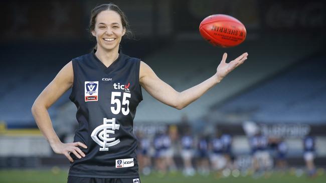 Gold medal-winning Rugby Sevens player Chloe Dalton is playing VFLW for the Blues this season with an eye to AFLW 2019. Picture: David Caird