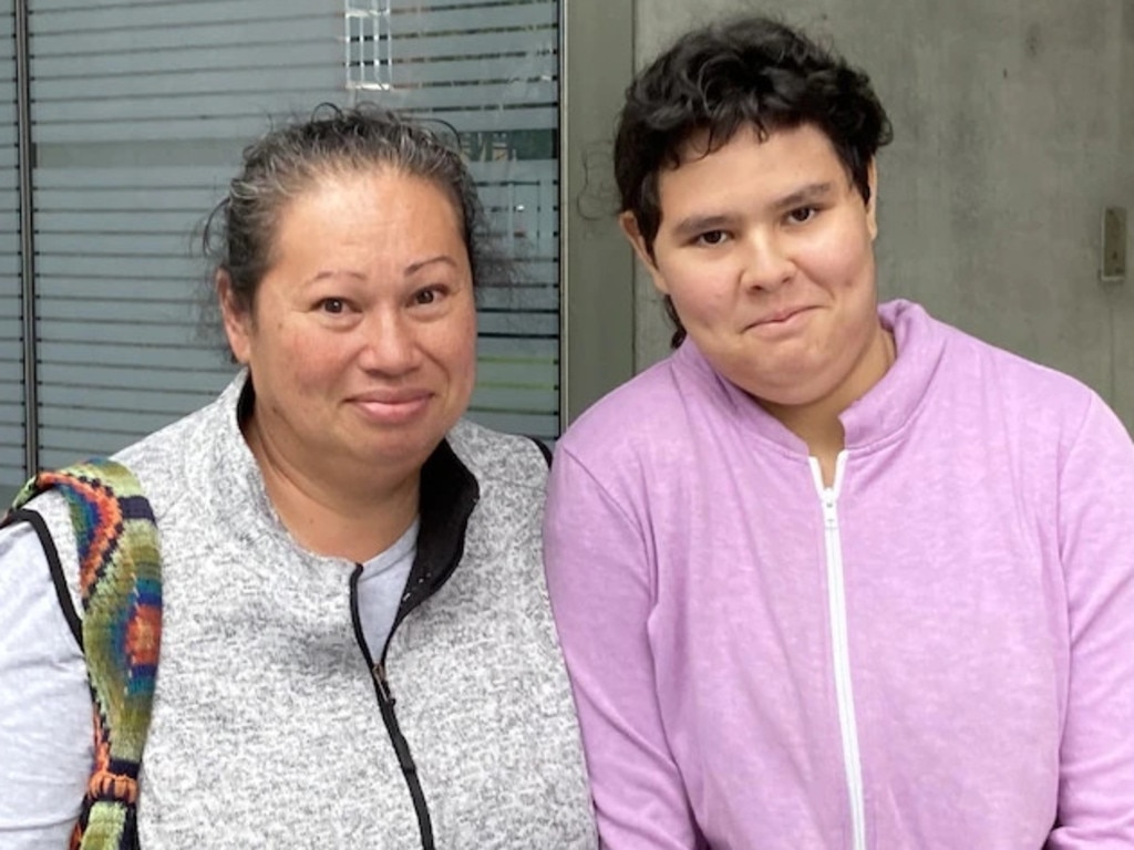 Sharnelle Seeto and her daughter 16-year-old Bethany Sanders. Picture: ABC