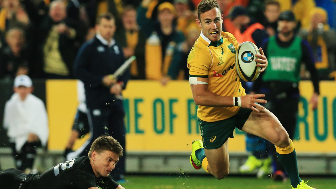 Nic White scores a try for the Wallabies during the Bledisloe Cup.
