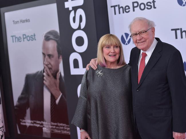 Warren Buffett with daughter Susie Buffett. Picture: AFP
