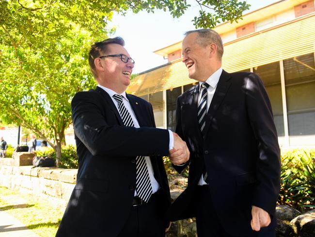 Federal Leader of the Opposition Bill Shorten shakes hands with newly announced Labor candidate for Bennelong Dr Brian Owler following a press conference at Ryde Hospital, Sydney, October 30, 2018. (AAP Image/Paul Braven) NO ARCHIVING