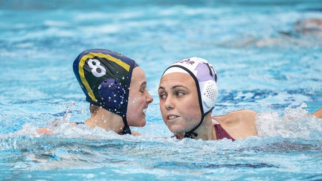 Pippa Pedley and Jessica Emerson in the Australian Water Polo League fixture between Queensland Thunder and UWA Torpedoes last year.(AAP Image/Richard Walker)