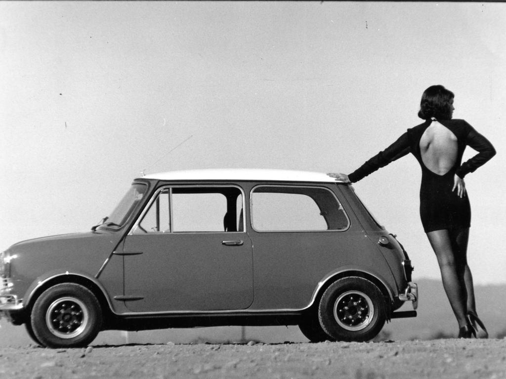 Morris Mini-Minor motor car and the mini-dress are back in fashion as popular as ever, thirty years on.  Finesse model Rosemary and a 30-year-old Mini, 06 Sep 1991.