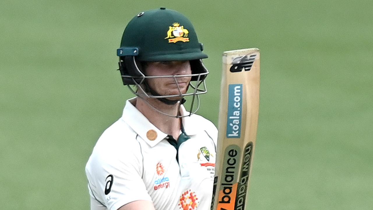 Harmison says Australia should go back to the future with Steve Smith.