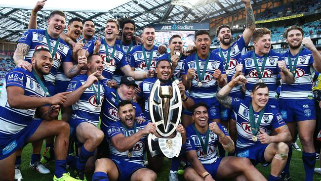 The Bulldogs celebrate victory in the State Championship grand final. (Photo by Matt King/Getty Images)