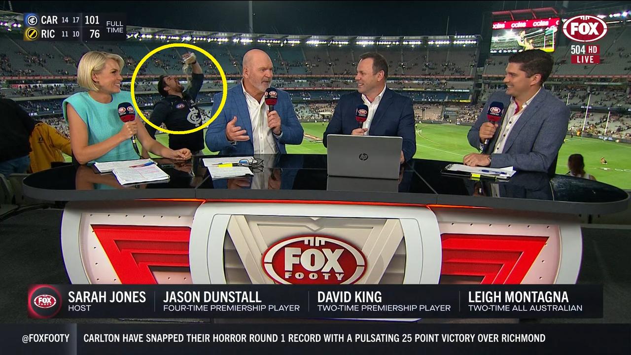 A fan snuck into the camera shot on Fox Footy. Photo: Kayo.