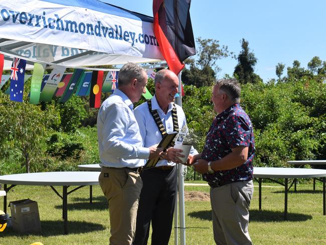 Stuart Holm has received a service medal from Defence and a commendation from the NSW Premier for his contributions during the bushfires. (Credit: Adam Daunt)