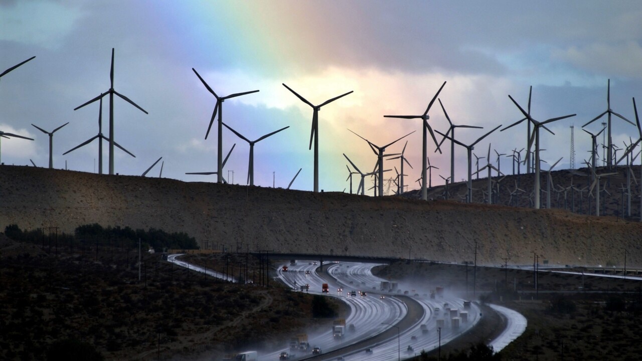 Australians 'don't have the reliable power needed' with renewables despite high use