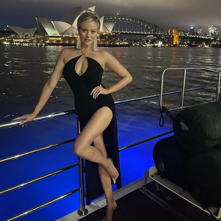 Simone Holtznagel stuns in glamorous black gown while on-board a yacht for the Charlotte Tilbury Christmas party. Picture: Instagram/simoneholtznagel