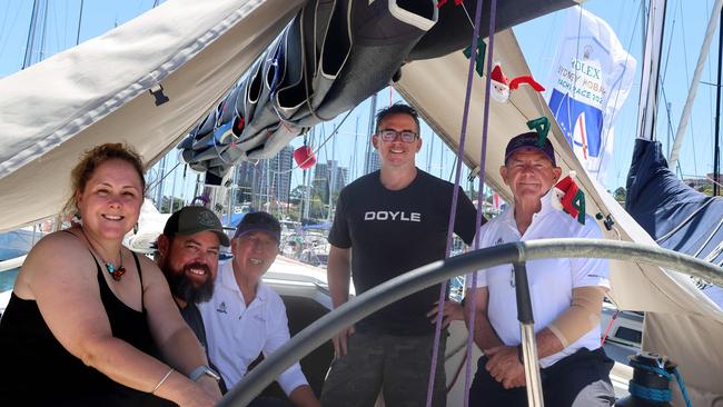 25/12/2024: Final preparations are underway as crews enjoy christmas day ahead of the race out of the harbour for Sydney Hobart 2024. (L-R) Melanie Bushby, Banjo Greaves, Nick Smith, Troy Moler and Paul Senior on Bowline. PIC: Summer Liu