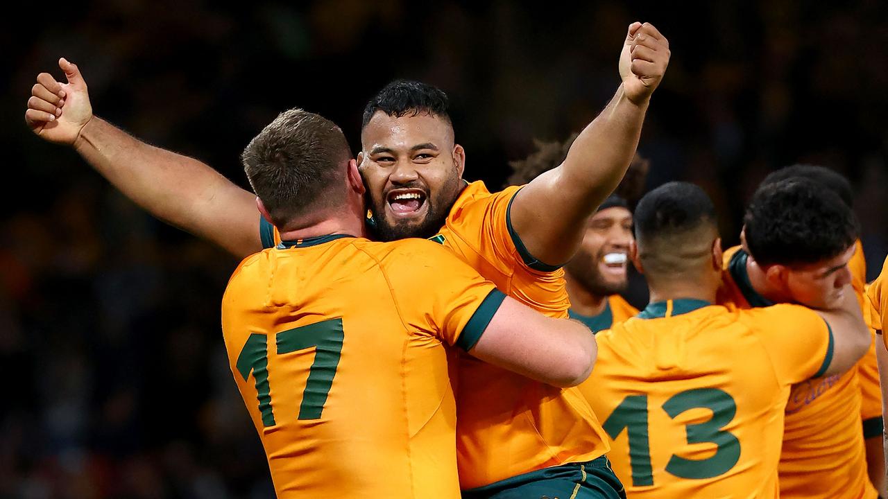 Australia's Taniela Tupou (C) is in-line to return to the starting side. Photo: AFP